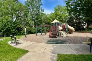 4711 Walnut Grove Ln N, Plymouth, MN 55446 - Photo 52