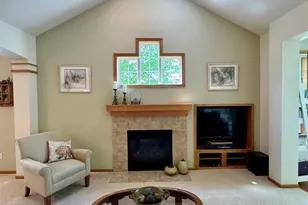 4711 Walnut Grove Ln N, Plymouth, MN 55446 - Photo 6