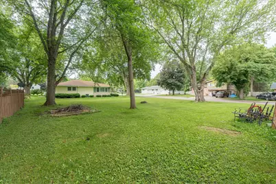 395 W Minnesota Street, Le Center, MN 56057 - Photo 32