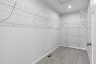 2193 Gateway Curv, North Saint Paul, MN 55109 - Photo 20