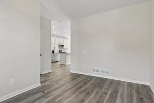 2193 Gateway Curv, North Saint Paul, MN 55109 - Photo 14