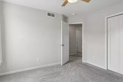 2193 Gateway Curve, North Saint Paul, MN 55109 - Photo 24