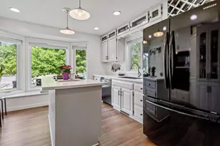 5551 Brickstone Ct, Shoreview, MN 55126 - Photo 6