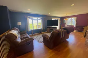 428 6th Ct SE, Dover, MN 55929 - Photo 2