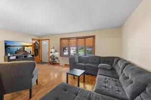 1401 Summer Ln, Faribault, MN 55021 - Photo 6