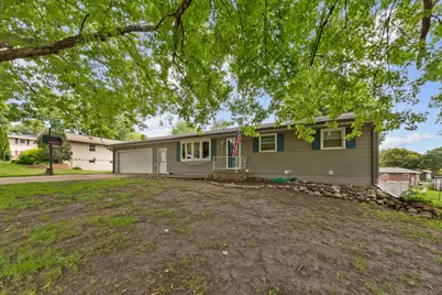 1401 Summer Lane, Faribault, MN 55021 - Photo 4