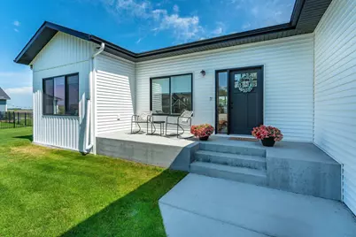 1426 Summerwood Trail W, Dilworth, MN 56529 - Photo 16