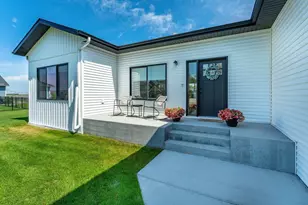 1426 Summerwood Trail W, Dilworth, MN 56529 - Photo 16