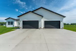 1426 Summerwood Trail W, Dilworth, MN 56529 - Photo 6