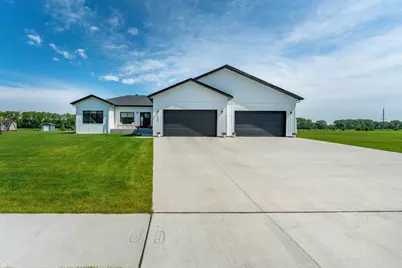 1426 Summerwood Trail W, Dilworth, MN 56529 - Photo 2