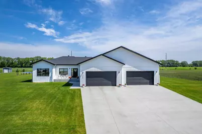 1426 Summerwood Trail W, Dilworth, MN 56529 - Photo 66
