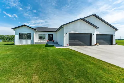 1426 Summerwood Trail W, Dilworth, MN 56529 - Photo 6