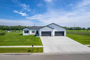 1426 Summerwood Trail W, Dilworth, MN 56529 - Photo 66
