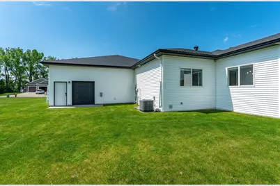 1426 Summerwood Trail W, Dilworth, MN 56529 - Photo 12