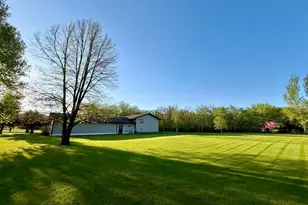 101 17th Ave NE, Roseau, MN 56751 - Photo 8