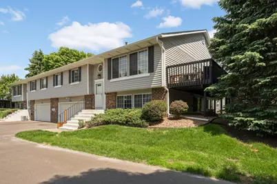 7654 12th Street N, Oakdale, MN 55128 - Photo 2