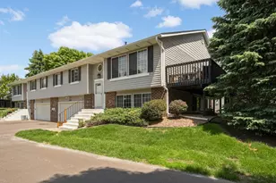 7654 12th St N, Oakdale, MN 55128 - Photo 2