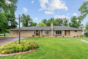 719 Park Ave, Hamburg, MN 55339 - Photo 1