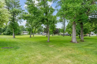 719 Park Avenue, Hamburg, MN 55339 - Photo 16