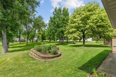 719 Park Avenue, Hamburg, MN 55339 - Photo 12
