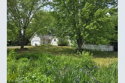 31225 Peninsula Avenue, Lindstrom, MN 55045 - Photo 2