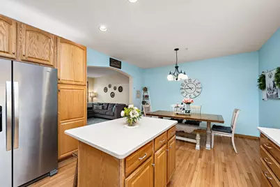 9651 Belmont Lane, Eden Prairie, MN 55347 - Photo 10