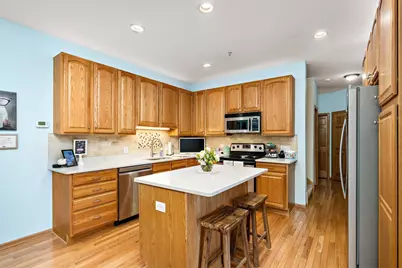 9651 Belmont Lane, Eden Prairie, MN 55347 - Photo 8