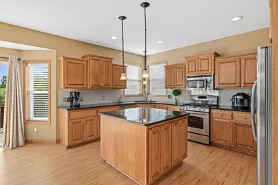 19600 Embers Avenue, Farmington, MN 55024 - Photo 8