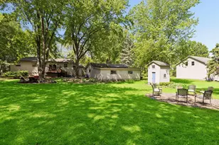9883 Brookview Rd, Woodbury, MN 55125 - Photo 38