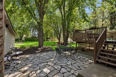9883 Brookview Road, Woodbury, MN 55125 - Photo 28
