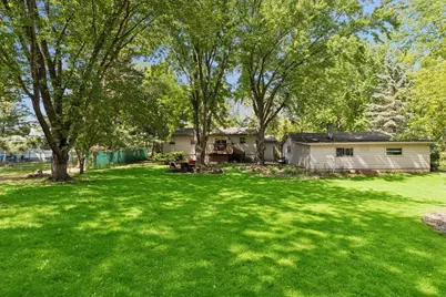 9883 Brookview Road, Woodbury, MN 55125 - Photo 32