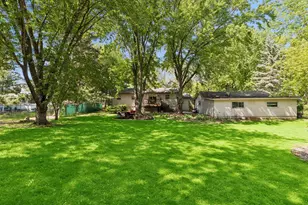 9883 Brookview Rd, Woodbury, MN 55125 - Photo 32