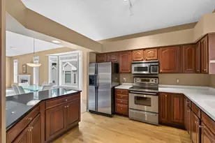 13364 Hummingbird Dr, Apple Valley, MN 55124 - Photo 6