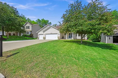 14596 Yosemite Avenue S, Savage, MN 55378 - Photo 4