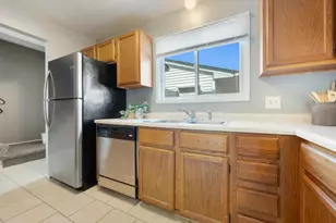 10658 Hummingbird St NW, Coon Rapids, MN 55433 - Photo 12