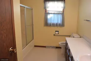 1110 McLeod Ave N, Glencoe, MN 55336 - Photo 18