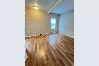 743 Charles Avenue, Saint Paul, MN 55104 - Photo 8