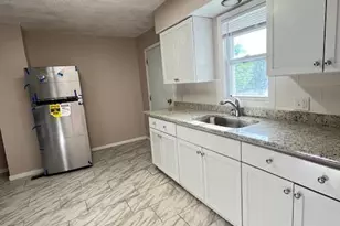 743 Charles Ave, Saint Paul, MN 55104 - Photo 6