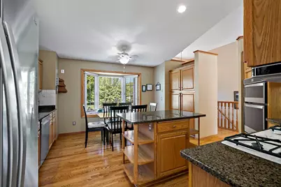 9800 Evergreen Avenue N, Brooklyn Park, MN 55443 - Photo 10