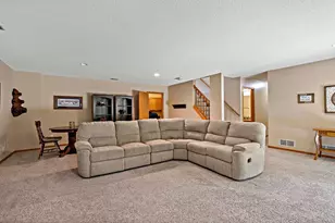 9800 Evergreen Ave N, Brooklyn Park, MN 55443 - Photo 34