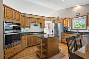 9800 Evergreen Ave N, Brooklyn Park, MN 55443 - Photo 8