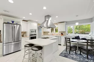 18150 Honeysuckle Ln, Wayzata, MN 55391 - Photo 18