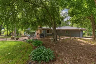 18150 Honeysuckle Ln, Wayzata, MN 55391 - Photo 46