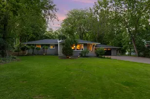 18150 Honeysuckle Ln, Wayzata, MN 55391 - Photo 50