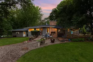 18150 Honeysuckle Ln, Wayzata, MN 55391 - Photo 52
