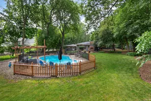18150 Honeysuckle Ln, Wayzata, MN 55391 - Photo 44