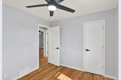 8912 Tretbaugh Drive, Bloomington, MN 55431 - Photo 32
