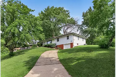 8912 Tretbaugh Drive, Bloomington, MN 55431 - Photo 42