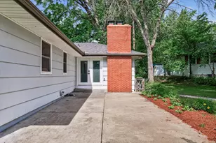 8912 Tretbaugh Dr, Bloomington, MN 55431 - Photo 48