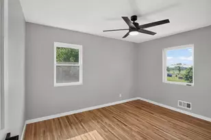 8912 Tretbaugh Dr, Bloomington, MN 55431 - Photo 28